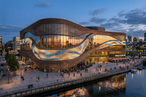 An elegantly integrated media facade that complements the architecture