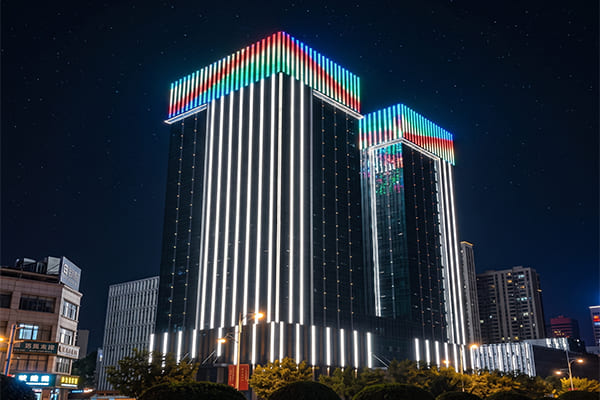 architectural contour lighting on a modern building
